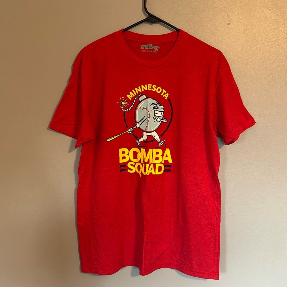Mens Breaking T “Bomba Squad” MN Twins Tee Shirt Size XL